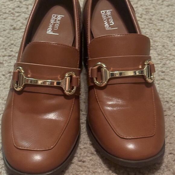 LAUREN BLAKWELL LOAFER STYLE HEELS NEUTRAL BROWN LEATHER GOLD TONE 8.5M - Picture 12 of 12